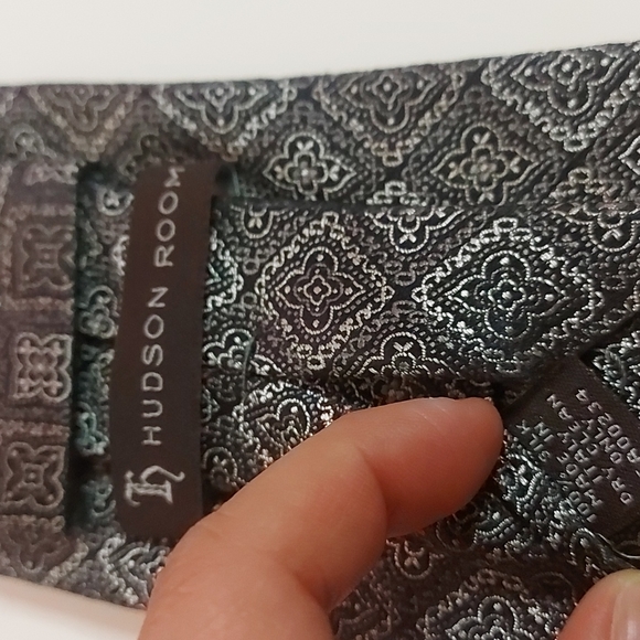 Set of 4 100% vintage silk ties - Picture 8 of 11